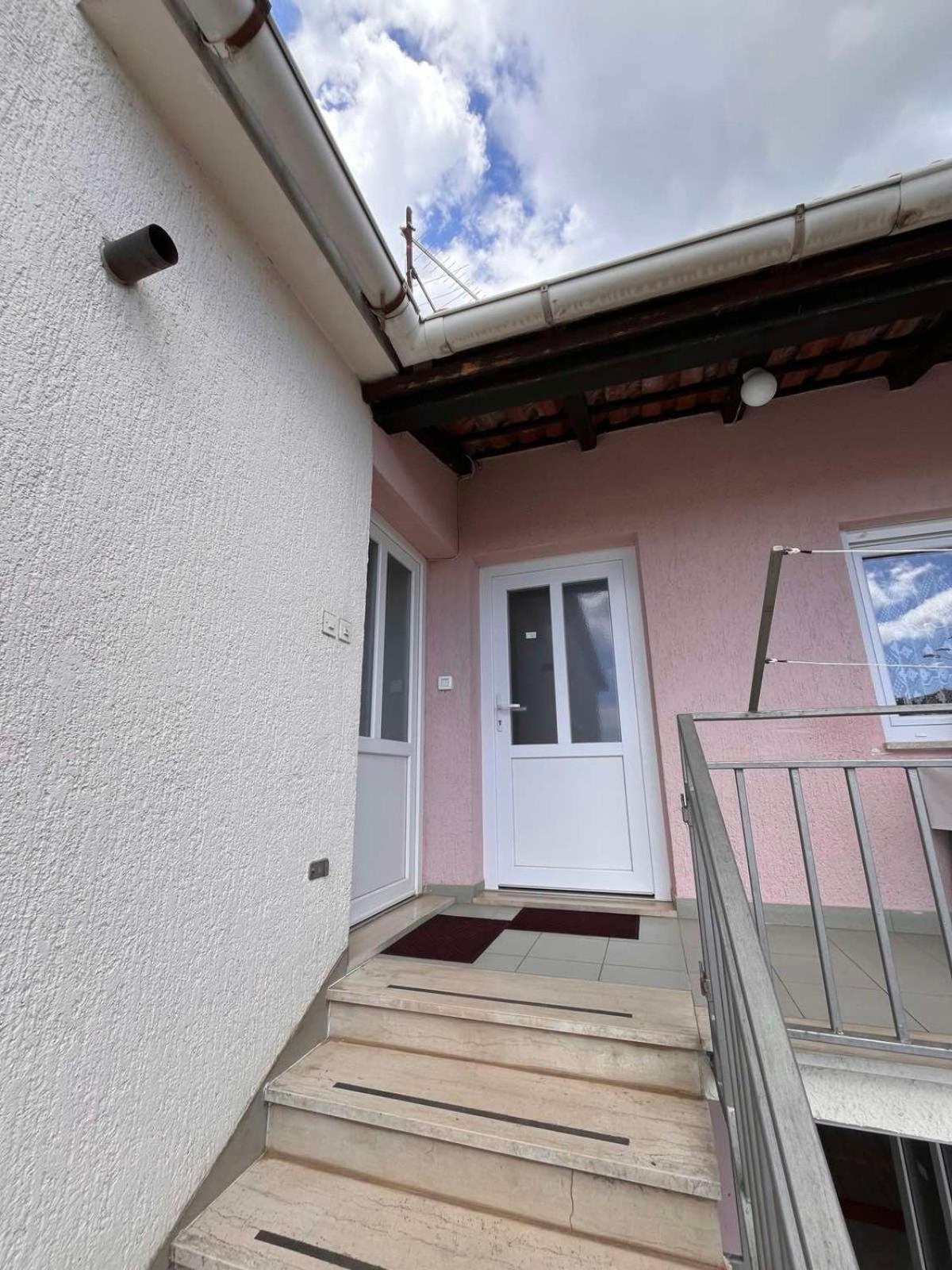 Apartments Mirijana Pula Exterior foto